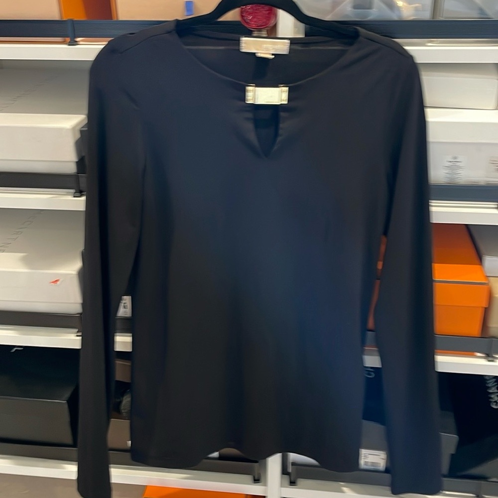 Michael Kors top ten n good condition